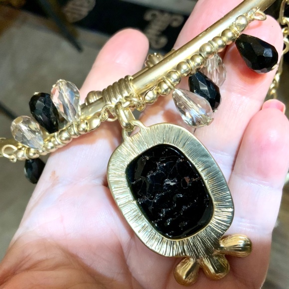 BLACK GOLD Statement NECKLACE - ACRYLIC STONE - STUNNING LIGHTWEI⭐️New Condition - Picture 3 of 4